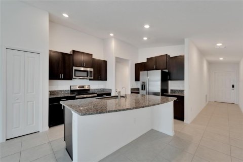 House in Wimauma, Florida 3 bedrooms, 137.87 sq.m. № 1783451 - photo 5