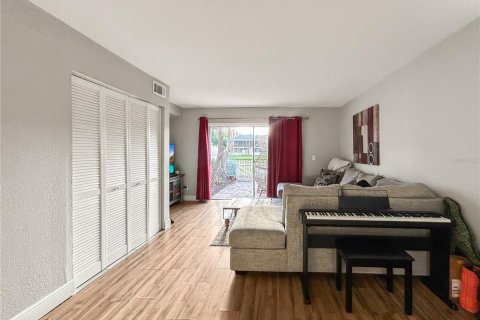 Condominio en venta en Tampa, Florida, 2 dormitorios, 86.21 m2 № 2143009 - foto 13