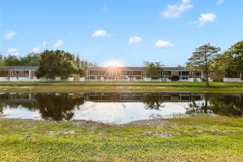Condominio en venta en Tampa, Florida, 2 dormitorios, 86.21 m2 № 2143009 - foto 6