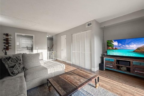 Condominio en venta en Tampa, Florida, 2 dormitorios, 86.21 m2 № 2143009 - foto 10