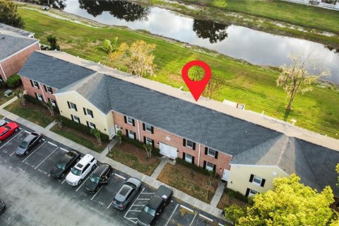 Condominio en venta en Tampa, Florida, 2 dormitorios, 86.21 m2 № 2143009 - foto 2