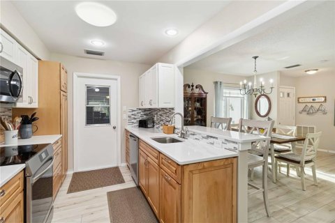 House in Englewood, Florida 2 bedrooms, 131.36 sq.m. № 1640354 - photo 16