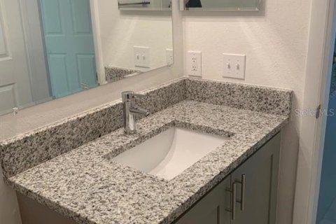 Condo in Kissimmee, Florida, 2 bedrooms  № 1535790 - photo 22