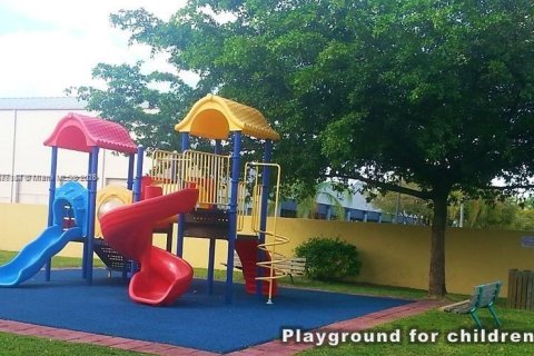 Condominio en venta en Miami, Florida, 1 dormitorio, 67.35 m2 № 1983346 - foto 19