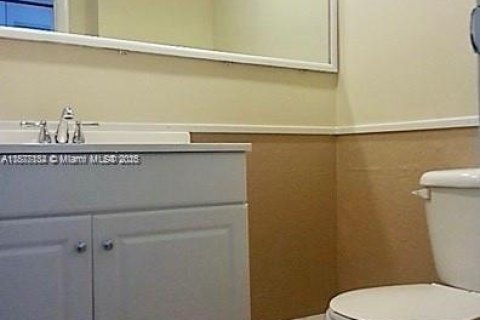 Condominio en venta en Miami, Florida, 1 dormitorio, 67.35 m2 № 1983346 - foto 10