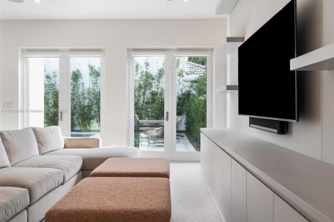 Casa en venta en Aventura, Florida, 5 dormitorios, 326.18 m2 № 1966476 - foto 12