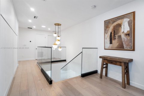 Casa en venta en Aventura, Florida, 5 dormitorios, 326.18 m2 № 1966476 - foto 20