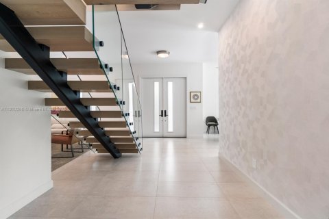 Casa en venta en Aventura, Florida, 5 dormitorios, 326.18 m2 № 1966476 - foto 6