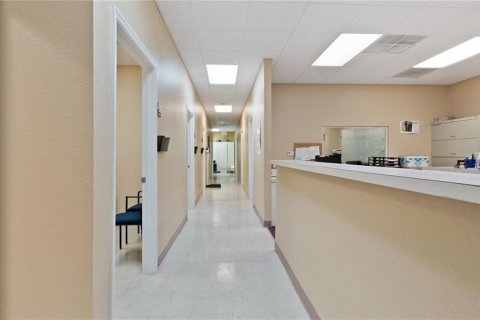 Купить коммерческую недвижимость в Лисбург, Флорида 910.44м2, № 2116231 - фото 23