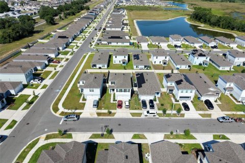 House in Haines City, Florida 4 bedrooms, 178.37 sq.m. № 2210811 - photo 26