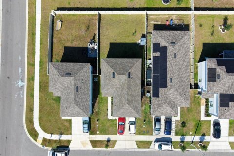 House in Haines City, Florida 4 bedrooms, 178.37 sq.m. № 2210811 - photo 27