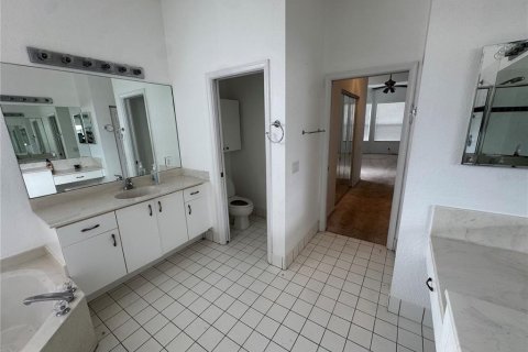 House in Saint Lucie, Florida 3 bedrooms, 193.24 sq.m. № 2151139 - photo 20