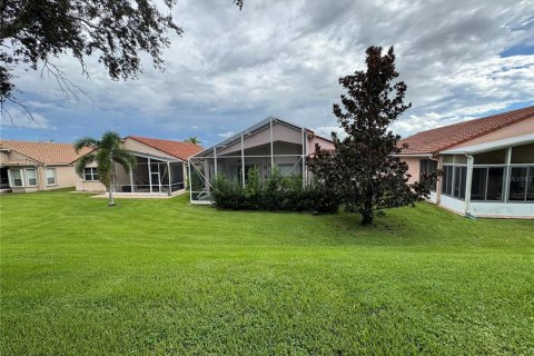 House in Saint Lucie, Florida 3 bedrooms, 193.24 sq.m. № 2151139 - photo 30
