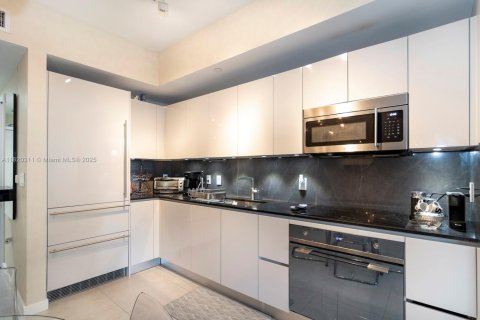 Copropriété à louer à Miami, Floride: 1 chambre, 70.51 m2 № 1937555 - photo 3
