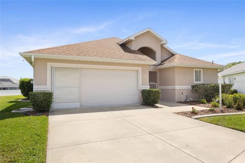 House in Summerfield, Florida 3 bedrooms, 156.63 sq.m. № 1618935 - photo 13