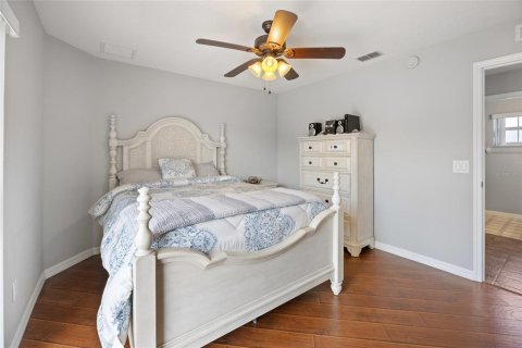 House in Summerfield, Florida 3 bedrooms, 156.63 sq.m. № 1618935 - photo 23