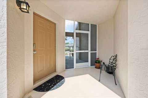 House in Summerfield, Florida 3 bedrooms, 156.63 sq.m. № 1618935 - photo 9