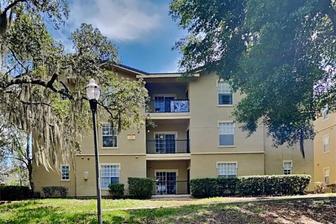 Casa en alquiler en Lake Mary, Florida, 2 dormitorios, 111.48 m2 № 1905768 - foto 1