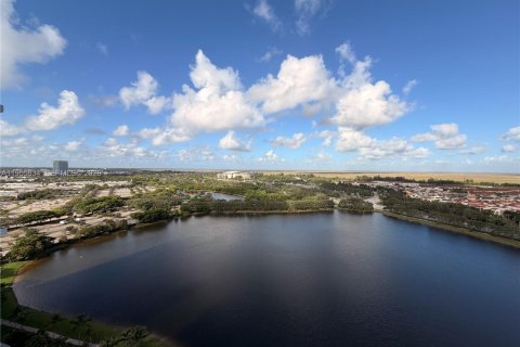 Condominio en alquiler en Sunrise, Florida, 3 dormitorios, 145.86 m2 № 2010794 - foto 18