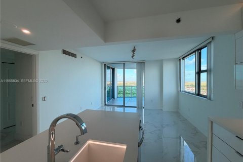 Condominio en alquiler en Sunrise, Florida, 3 dormitorios, 145.86 m2 № 2010794 - foto 27