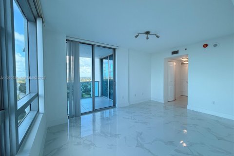 Condominio en alquiler en Sunrise, Florida, 3 dormitorios, 145.86 m2 № 2010794 - foto 9