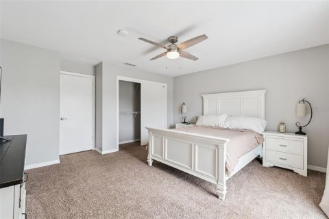 Condo in Saint Petersburg, Florida, 2 bedrooms  № 2234664 - photo 20