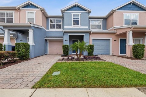 Adosado en Orlando, Florida 2 dormitorios, 122.07 m2 № 2198725
