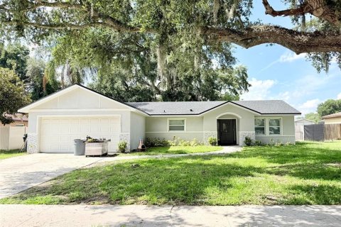 Villa ou maison à Kissimmee, Floride 4 chambres, 142.33 m2 № 2148791
