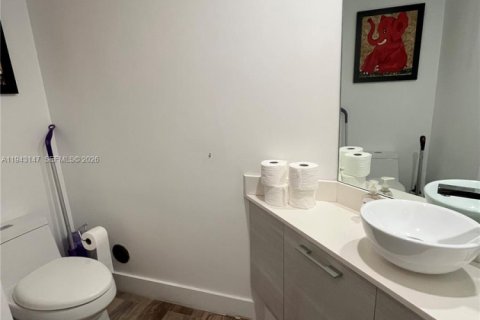 Copropriété à louer à Miami, Floride: 1 chambre, 65.59 m2 № 2000205 - photo 17