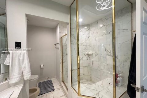 Снять в аренду кондоминиум в Авентура, Флорида 2 спальни, 169.08м2, № 2153574 - фото 8