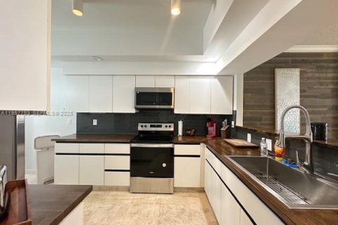 Снять в аренду кондоминиум в Авентура, Флорида 2 спальни, 169.08м2, № 2153574 - фото 26