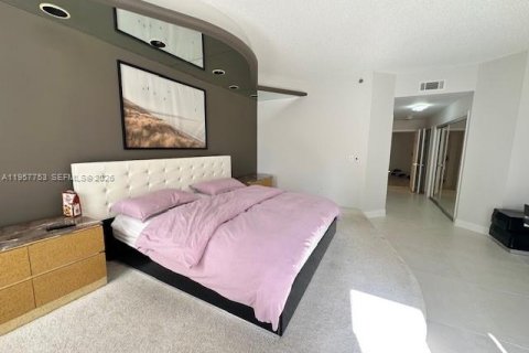 Снять в аренду кондоминиум в Авентура, Флорида 2 спальни, 169.08м2, № 2153574 - фото 15