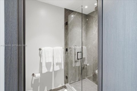 Купить кондоминиум в Майами, Флорида 25.55м2, № 2145808 - фото 9
