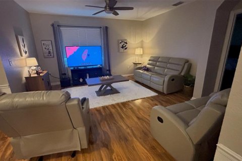 Villa ou maison à vendre à Winter Haven, Floride: 4 chambres, 173.45 m2 № 1687442 - photo 7