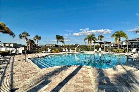 Adosado en venta en Sarasota, Florida, 3 dormitorios, 168.99 m2 № 1812747 - foto 2