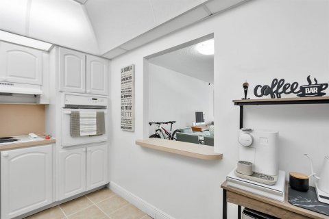 Copropriété à vendre à Sunny Isles Beach, Floride: 1 chambre, 93.37 m2 № 2260455 - photo 16