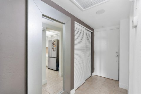 Copropriété à vendre à Sunny Isles Beach, Floride: 1 chambre, 93.37 m2 № 2260455 - photo 13