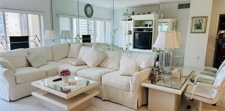 Condo à Hallandale Beach, Floride, 1 chambre № 1862880