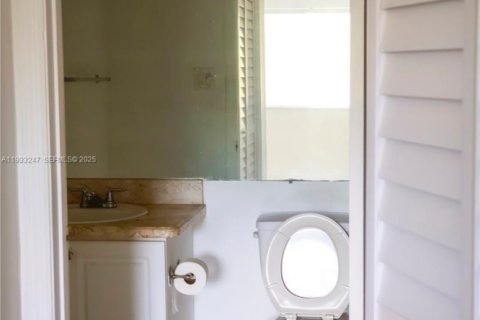 Снять в аренду кондоминиум в Майами, Флорида 2 спальни, 99.87м2, № 1991168 - фото 27