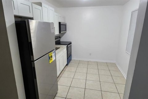 Commercial property in Tallahassee, Florida 8 bedrooms, 126.63 sq.m. № 1915434 - photo 8