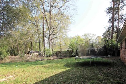 Commercial property in Tallahassee, Florida 8 bedrooms, 126.63 sq.m. № 1915434 - photo 5