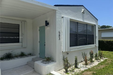 Casa en venta en Miami, Florida, 3 dormitorios, 109.81 m2 № 1935444 - foto 3