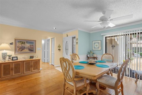 Villa ou maison à vendre à Sarasota, Floride: 2 chambres, 149.48 m2 № 2197699 - photo 11