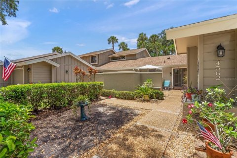 House in Sarasota, Florida 2 bedrooms, 149.48 sq.m. № 2197699