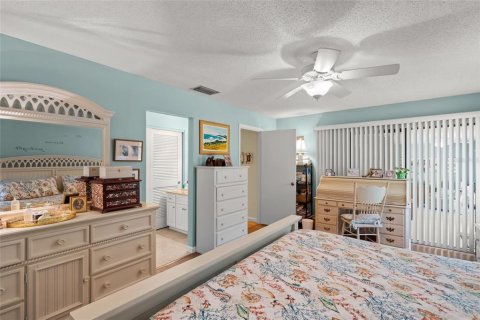 Villa ou maison à vendre à Sarasota, Floride: 2 chambres, 149.48 m2 № 2197699 - photo 23