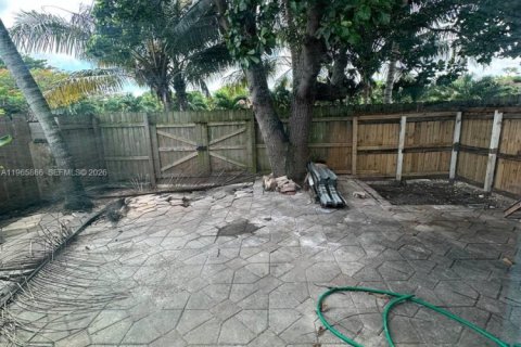 Купить таунхаус в Хомстед, Флорида 3 спальни, 111.48м2, № 2027851 - фото 18