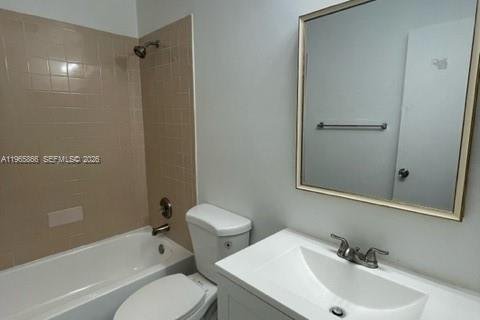 Купить таунхаус в Хомстед, Флорида 3 спальни, 111.48м2, № 2027851 - фото 3