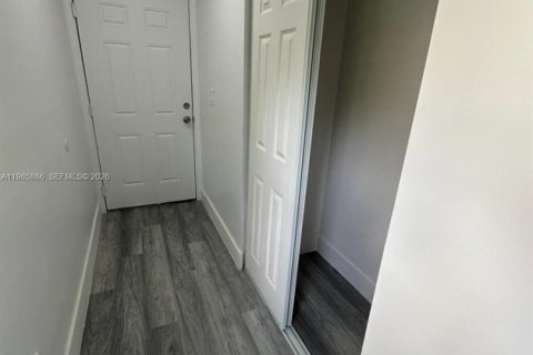 Купить таунхаус в Хомстед, Флорида 3 спальни, 111.48м2, № 2027851 - фото 28