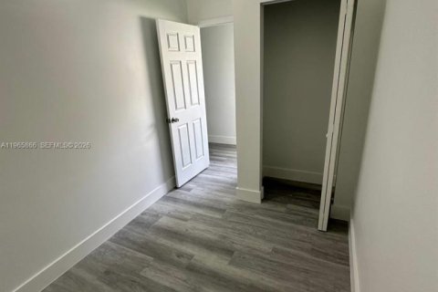 Купить таунхаус в Хомстед, Флорида 3 спальни, 111.48м2, № 2027851 - фото 26