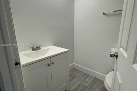 Купить таунхаус в Хомстед, Флорида 3 спальни, 111.48м2, № 2027851 - фото 15